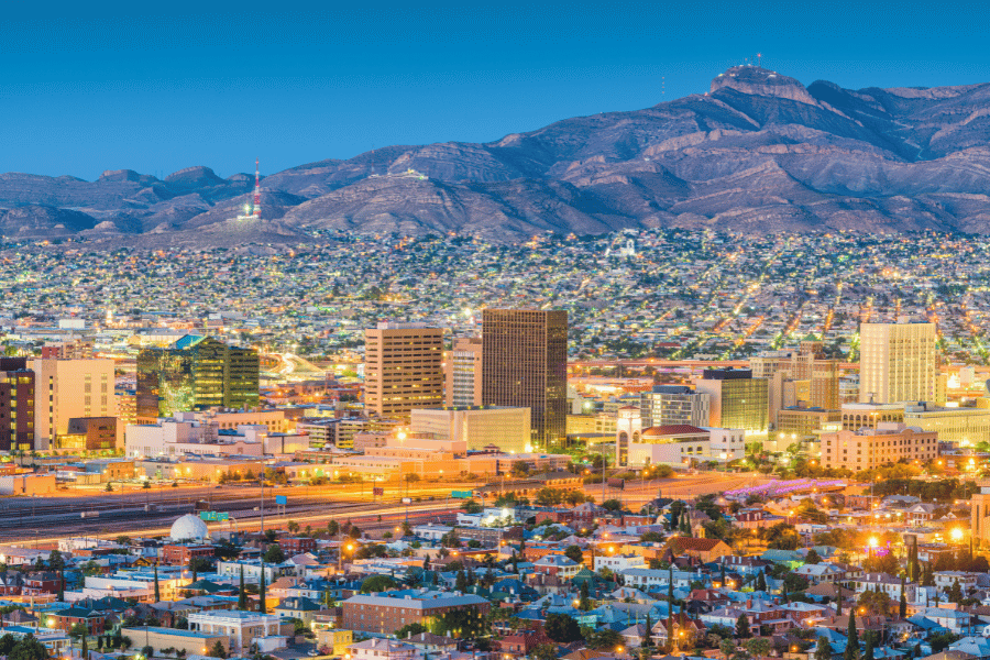 Overview of El Paso with mountains in the background